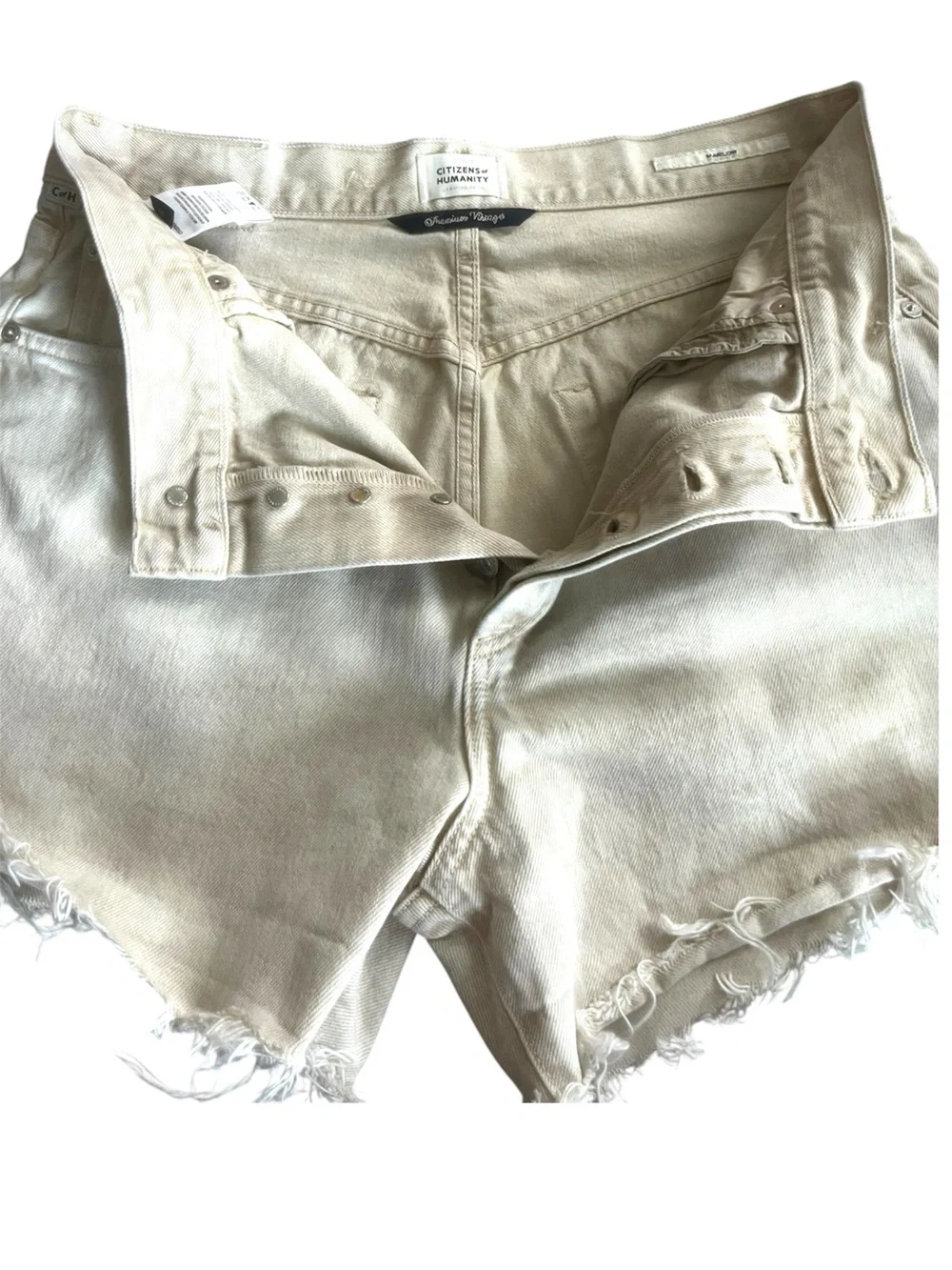 Citizens of Humanity Marlow shorts size 29 - Picture 4 of 9